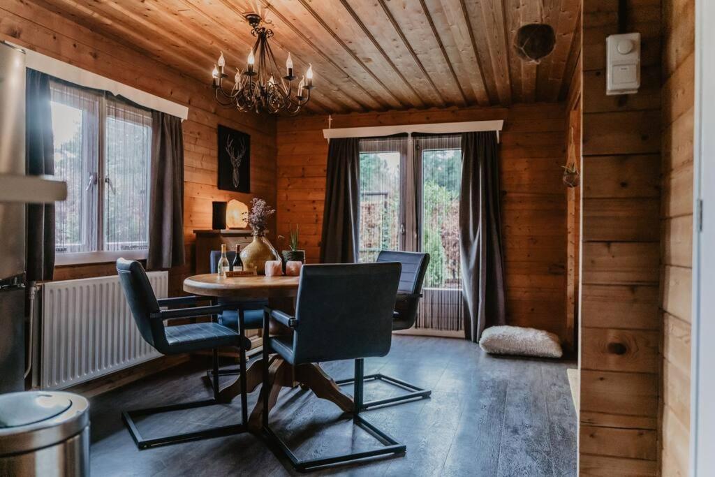 Cosy And Romantic Forest House Met Sauna Op De Veluwe Putten Exterior photo